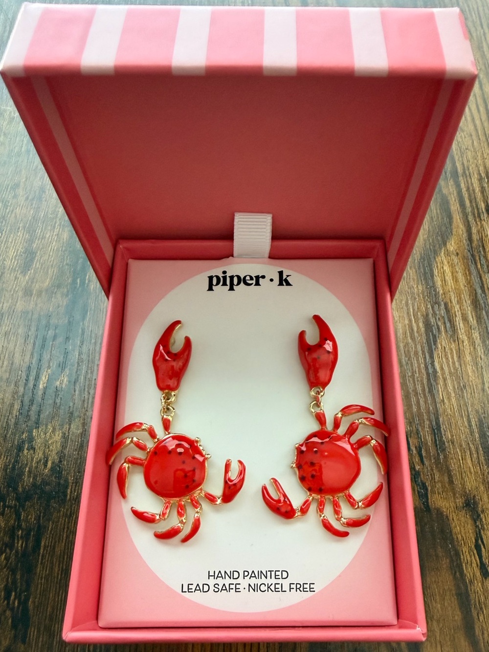 NIB Piper K Whimsical Crab Hand Painted Enamel Dangle Earrings